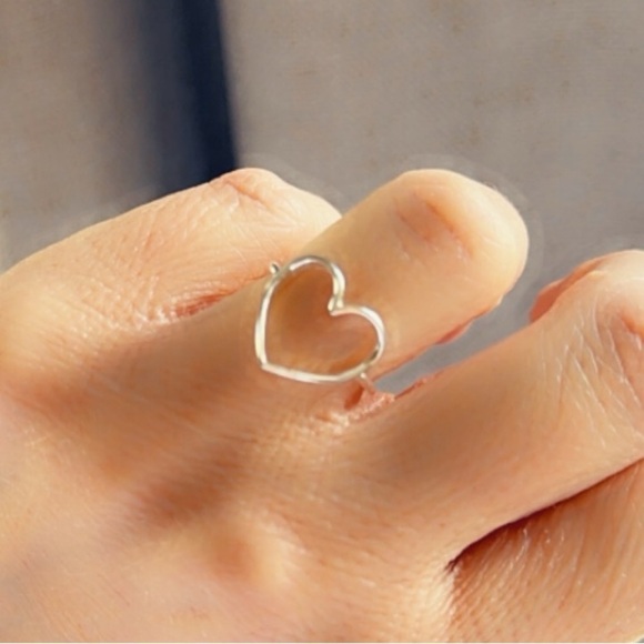Sterling Silver Open Heart Ring - Minimalist Love Jewelry - Picture 7 of 14